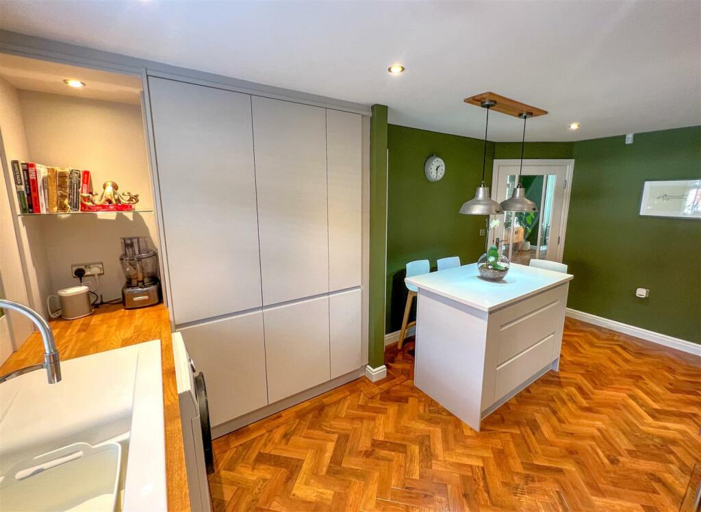 Kitchen D.JPG