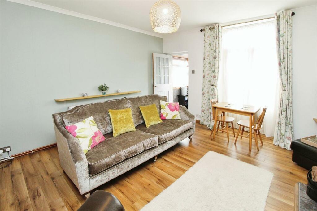 Lounge/Diner