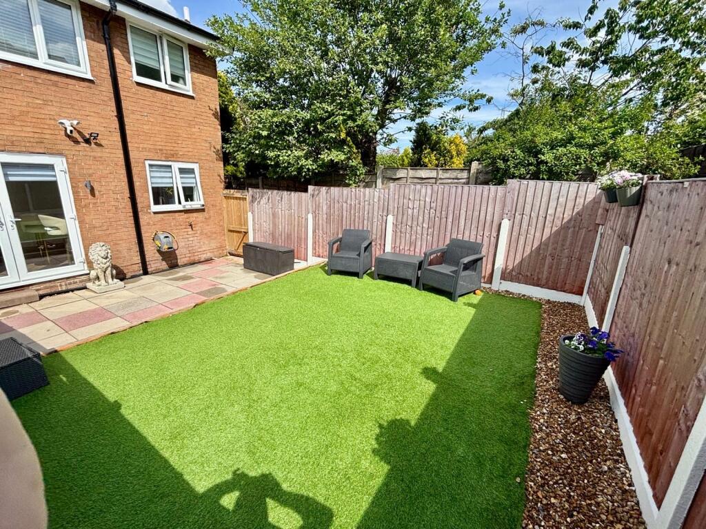 167 shearwater gdn.jpg