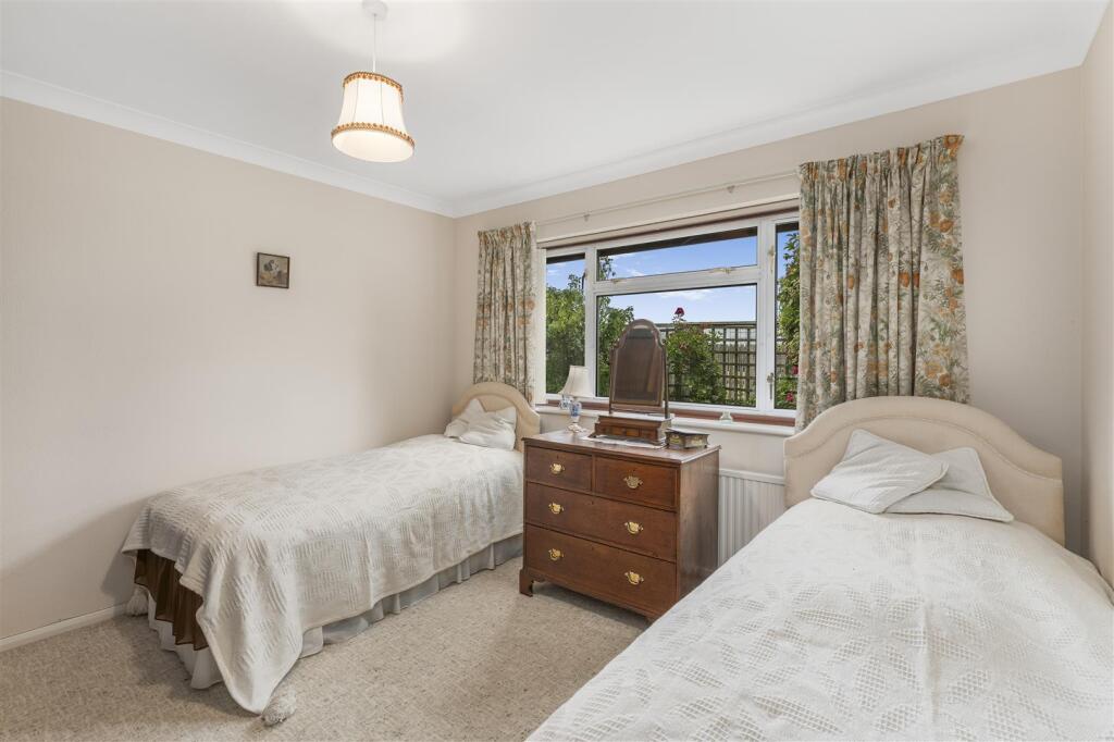 11 Holland Rise, Kings Sutton-25.jpg