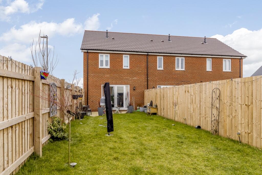 33 Lapwing Gardens (Boston)-4