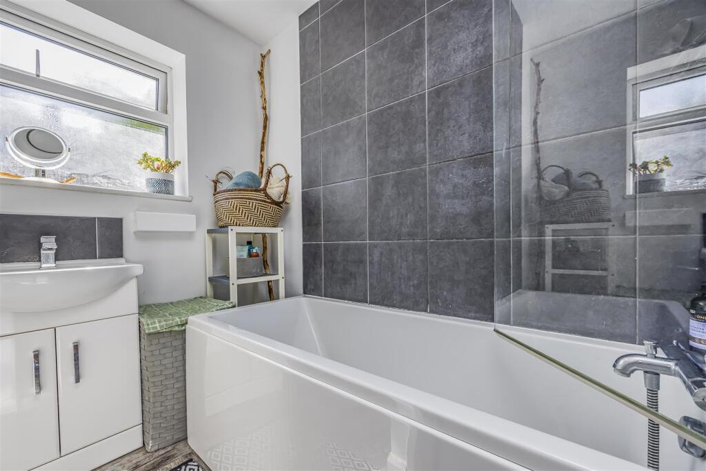 98 Dunbar Road, Southsea-PorticoMarketing-SoldBy-2