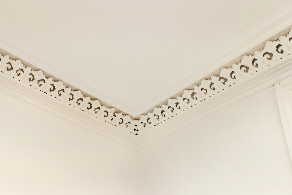 Sitting Room - 2 (PF2) Drumdryan Street