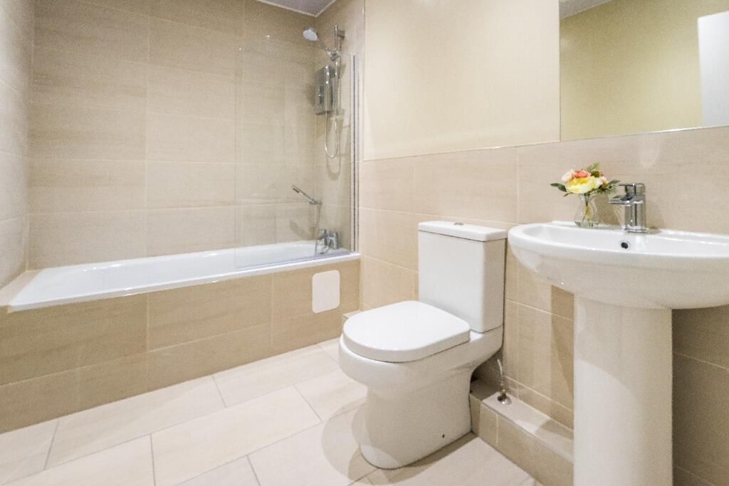 10_16372351043402.jp