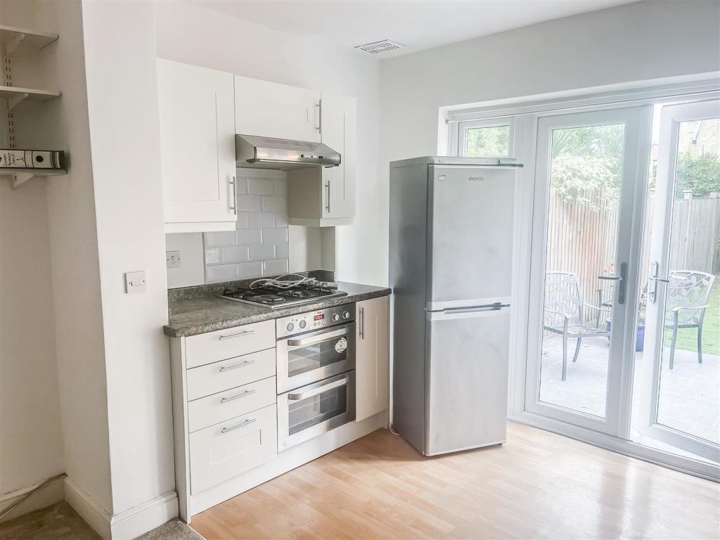 Lounge/ Kitchen