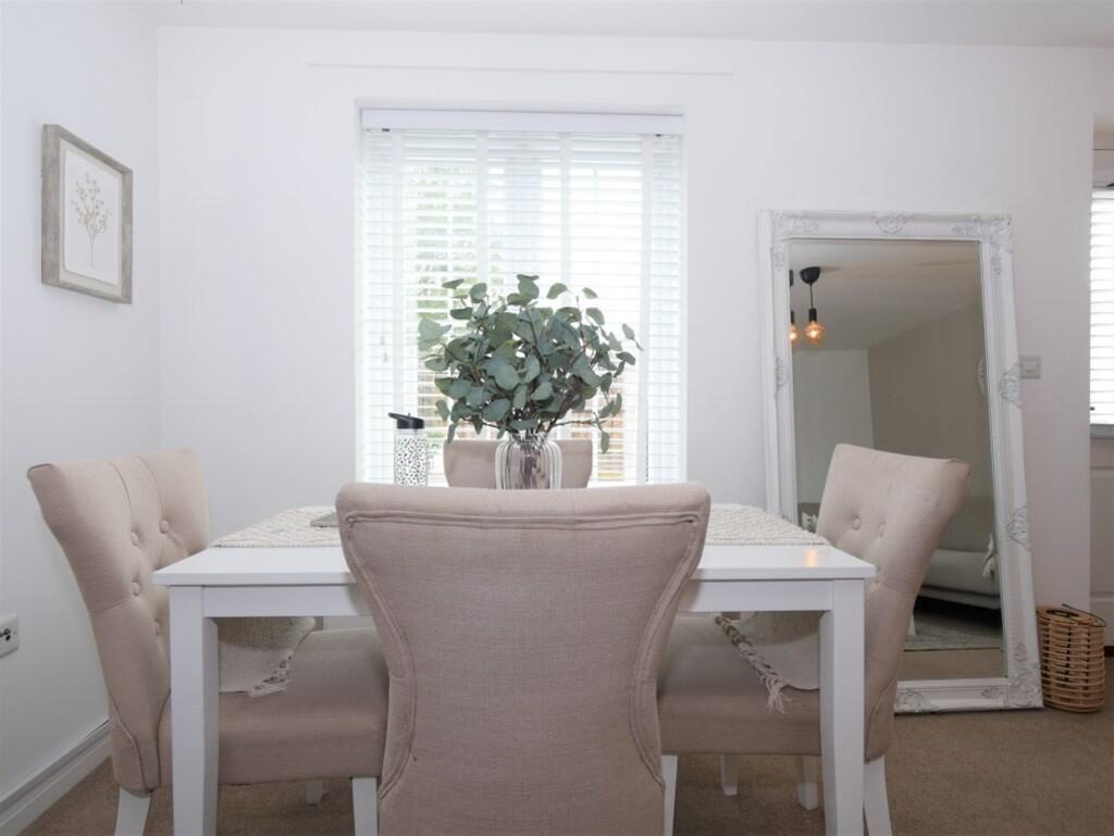 DINING AREA1
