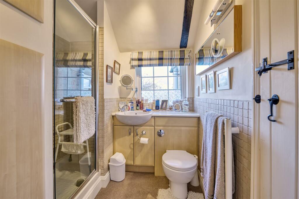 70 Glapthorn Rd Oundle-22.jpg