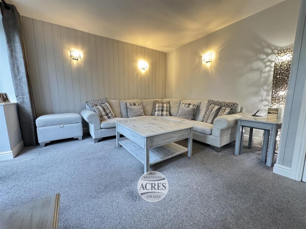 IMG_8221 (Large).jpg