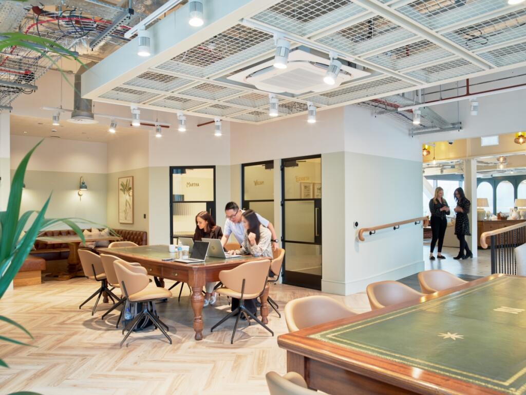 NewVictoria202309...