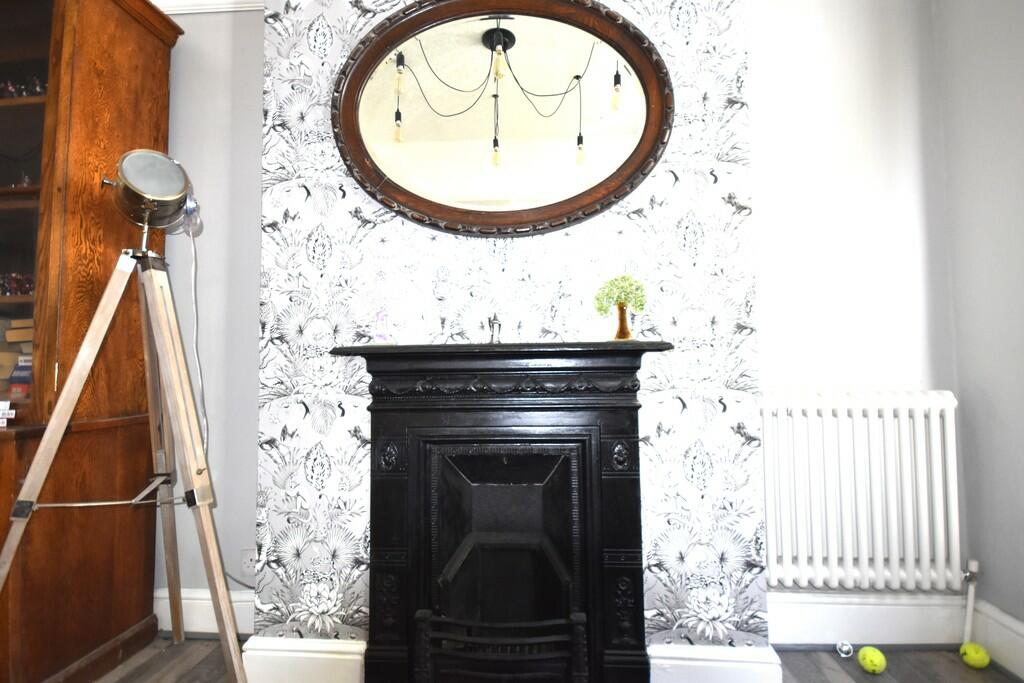 lounge fireplace