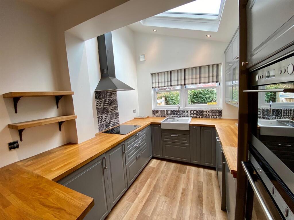 Kitchen....jpg