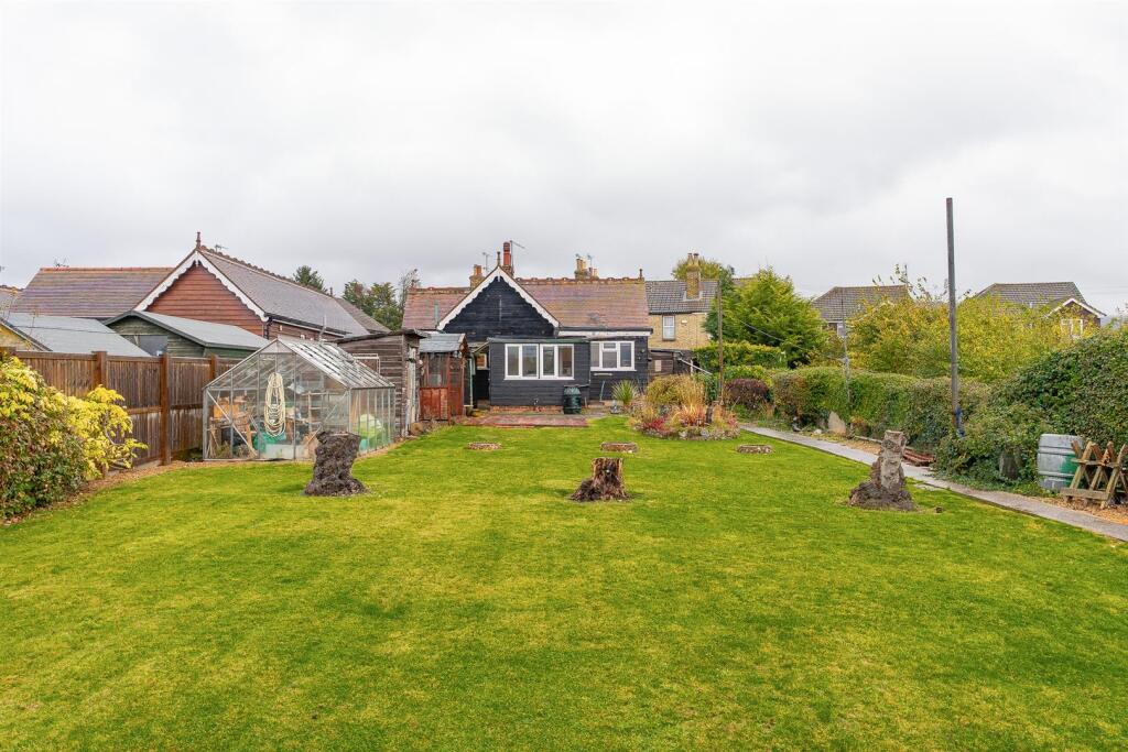 Mackenders Lane, Eccles37.jpg