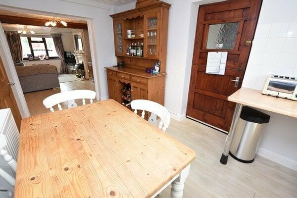 breakfast/kitchen