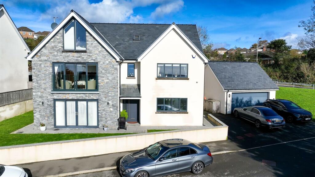 Sequence 01.00_03_47_02.Still012-2.jpg