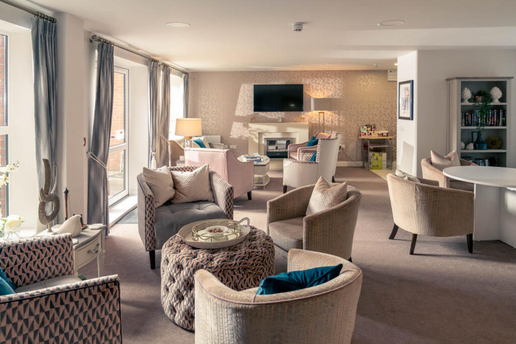 Milward Place Homeowners Lounge  