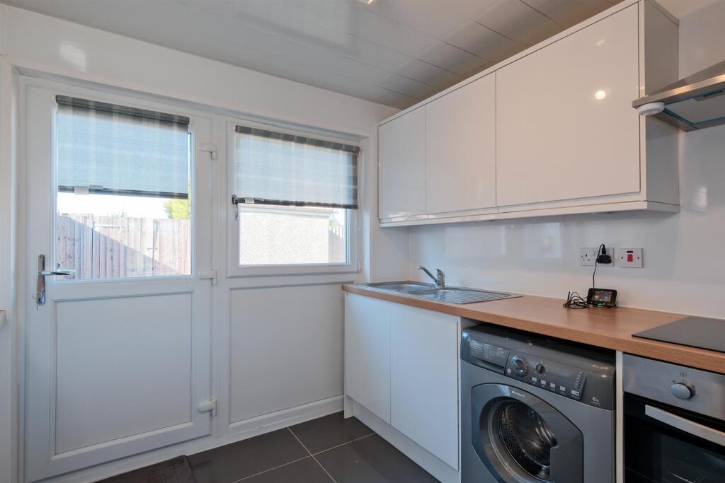 015-23 Arden St Plains Airdrie ML6 7LB.jpg
