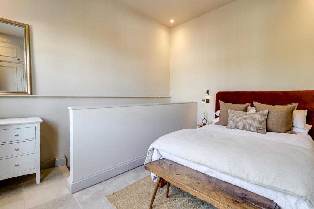 Bedroom Two (4).jpg