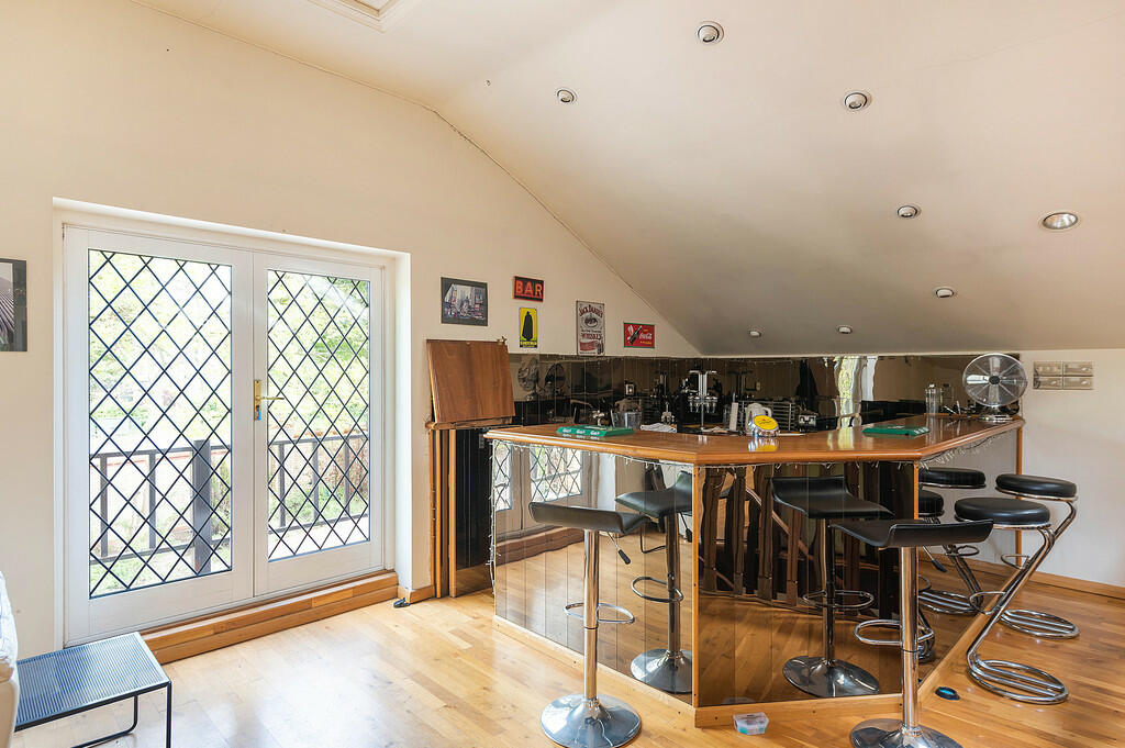 Brandon Cottage p...