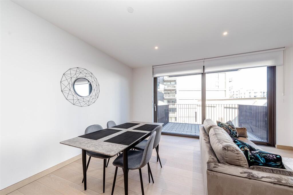 Dining area .jpg