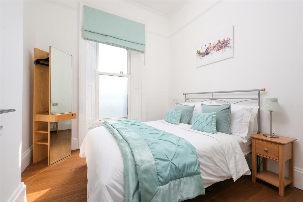 GF 23 Beaconsfield Road 8.JPG