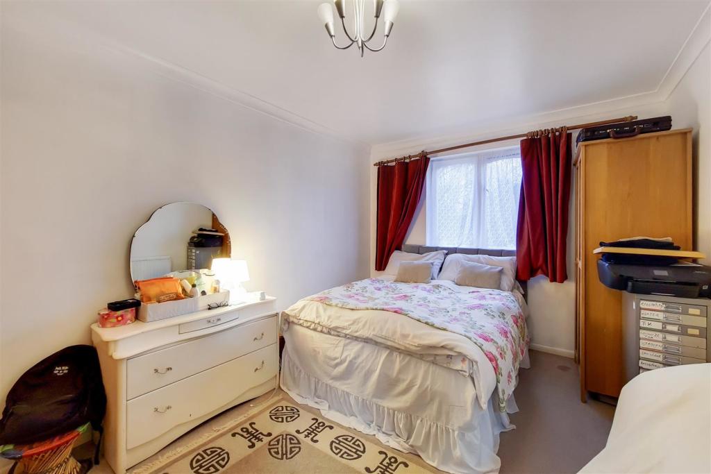 Bedroom.jpg