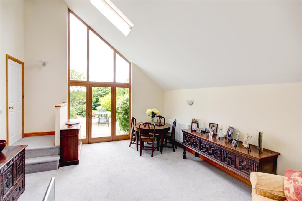 Dining room 2