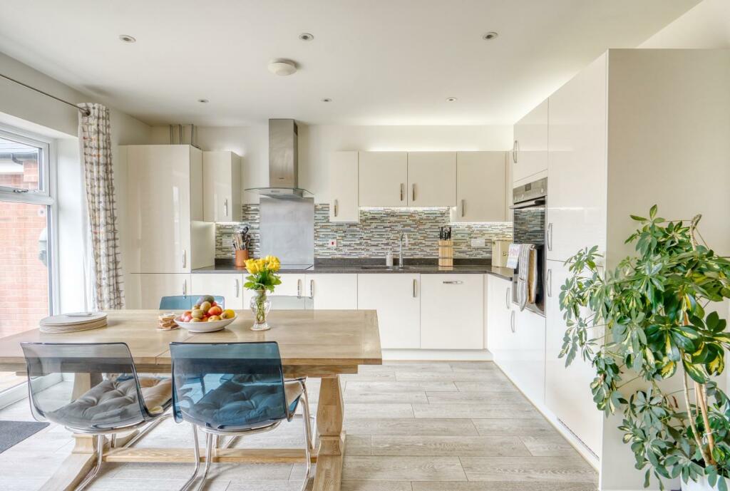 71 Wheatear Road - Mark Templer - Real estate phot