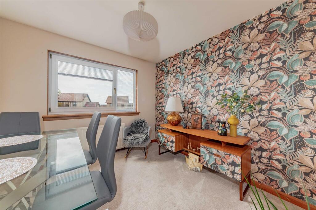 14 Ardestie Place Monifieth Edits-11.JPG