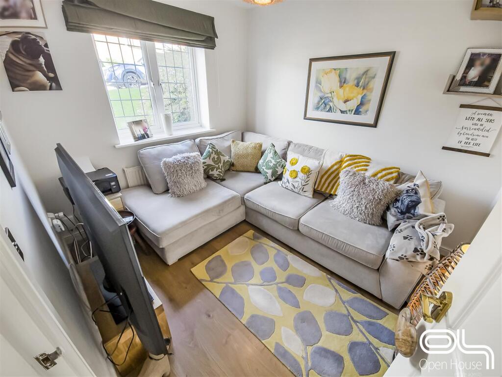 Doveridge Road, Burton on Trent (48).jpg