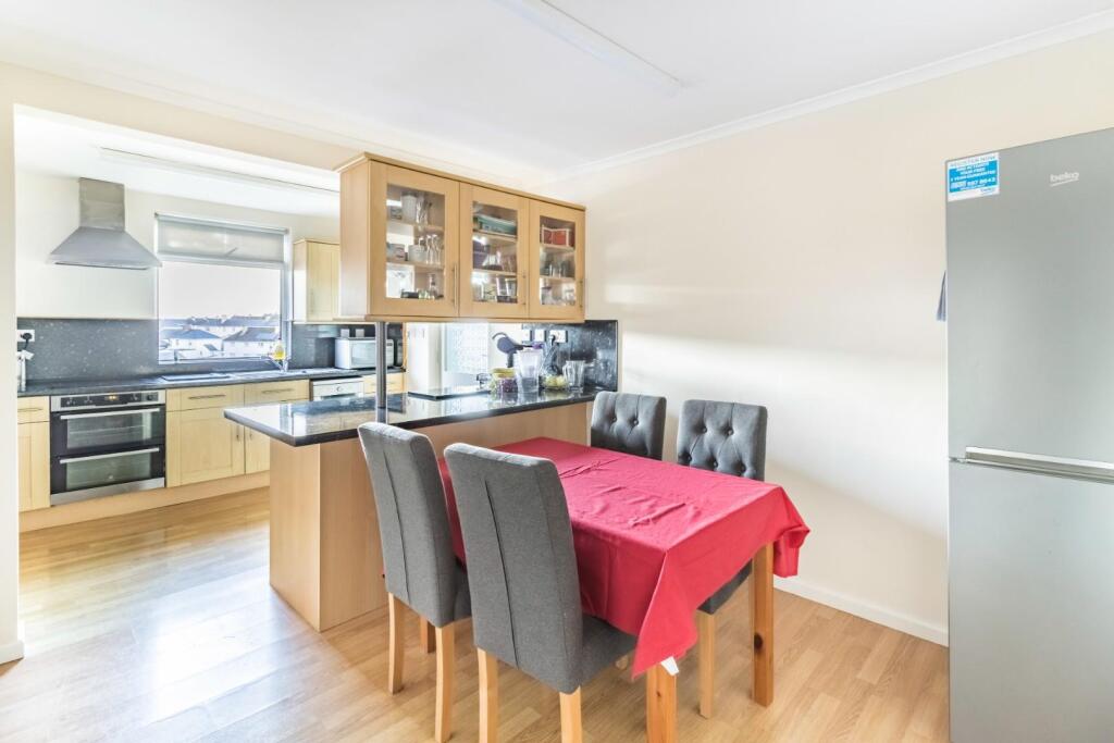 Britannia Avenue, Dartmouth-27.jpg