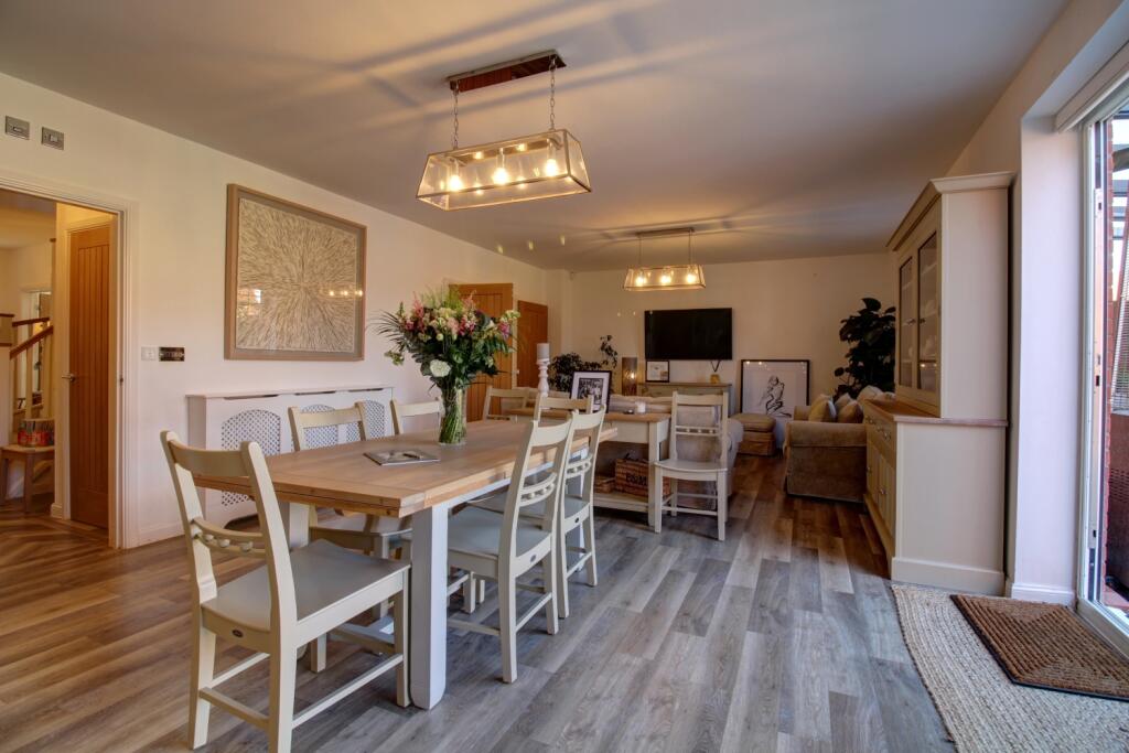 Stanley Drive - Matt Clinton EweMove Kenilworth