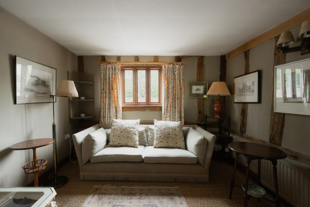 305750 - Old Guildhall, Monks Eleigh-1.jpg