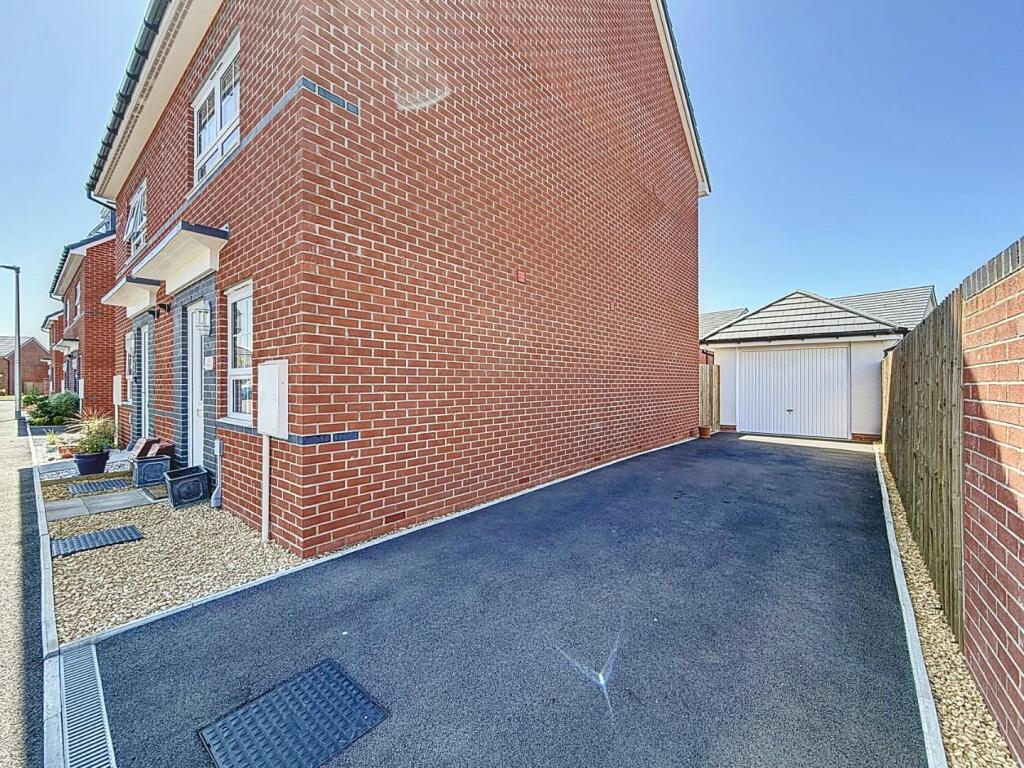 Driveway &amp; Garage