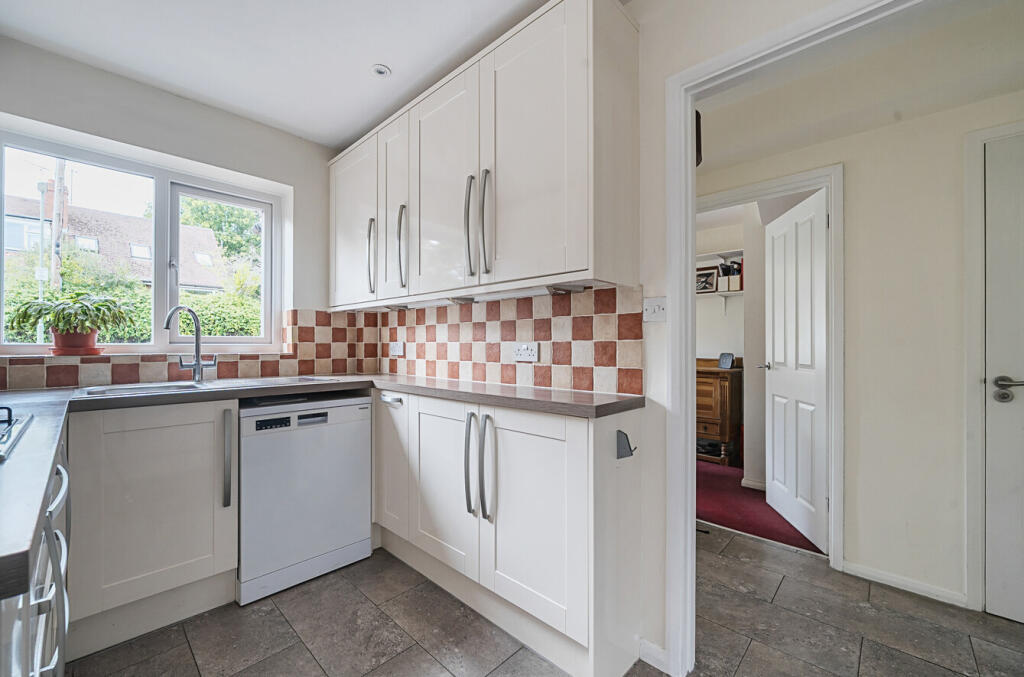 1340133-10-68a735...