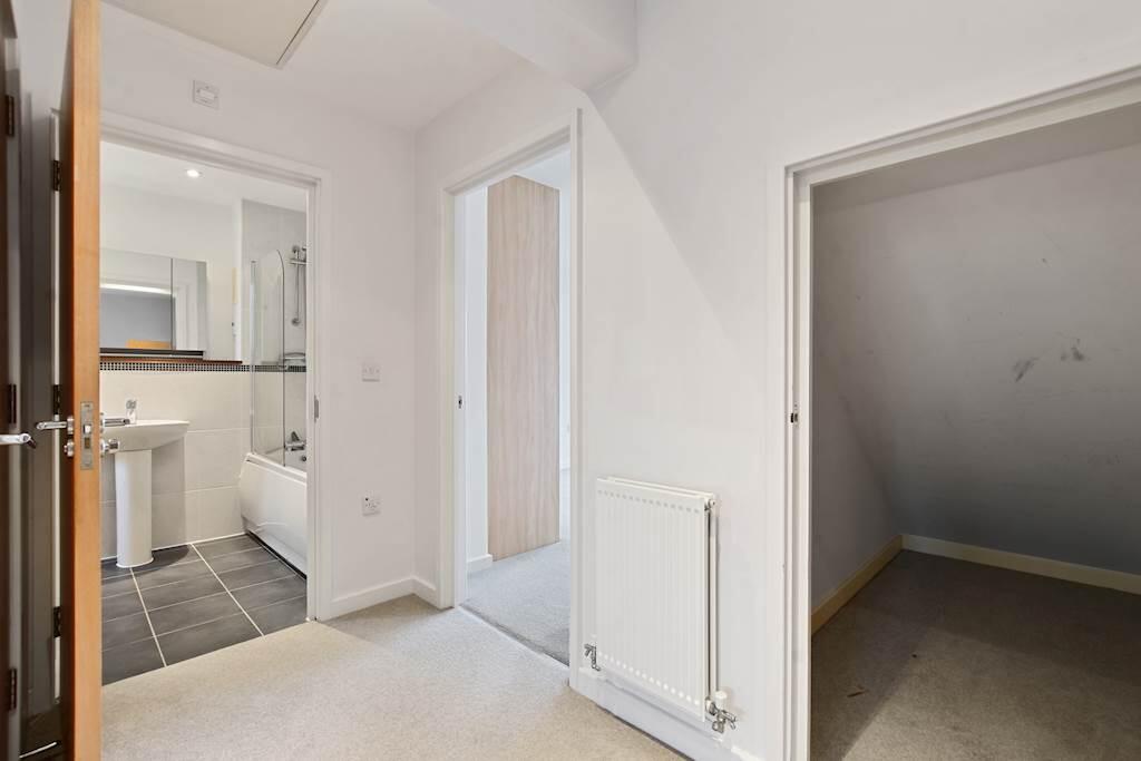 Landing -Storage Area