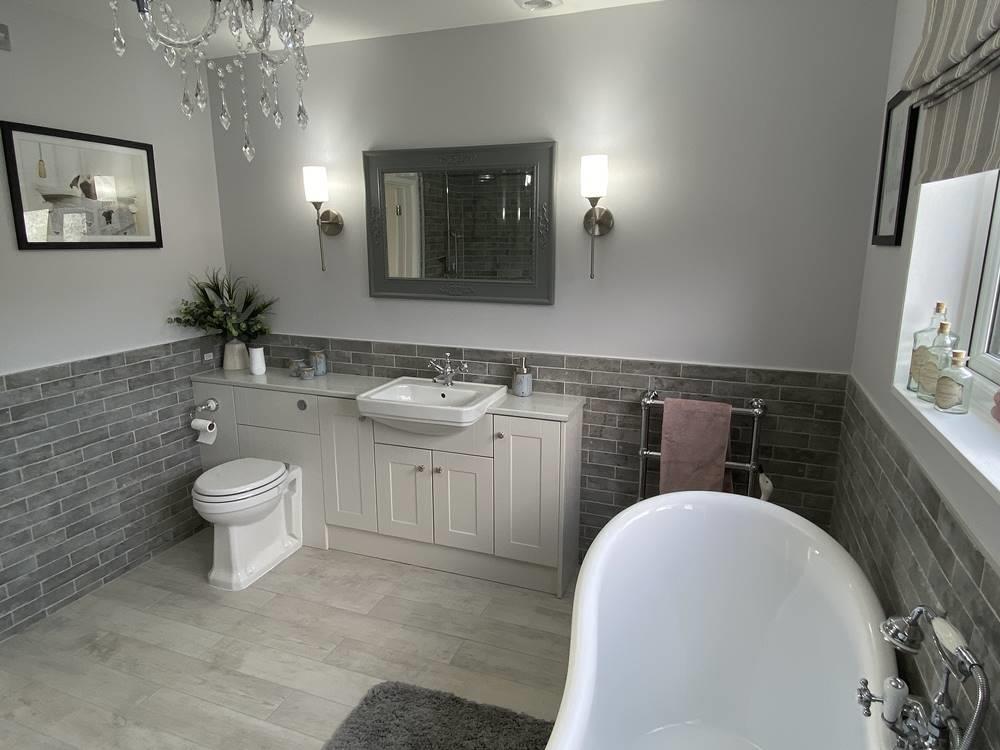 family bath3.jpg