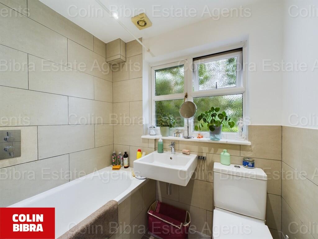 CAM02538G0-PR0328...