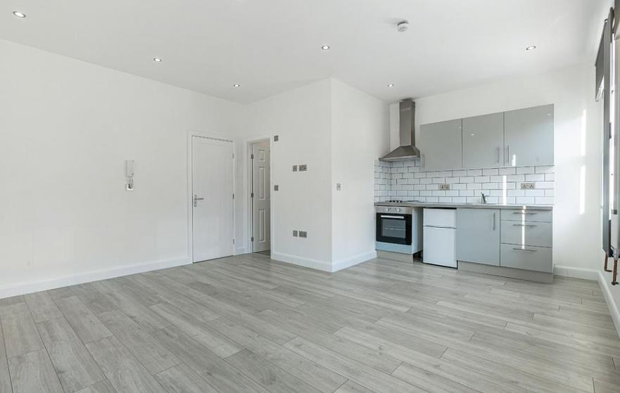 2 - 55 cleveland street 3 08.10.png