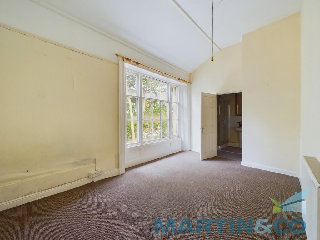 CAM01870G0-PR0155...