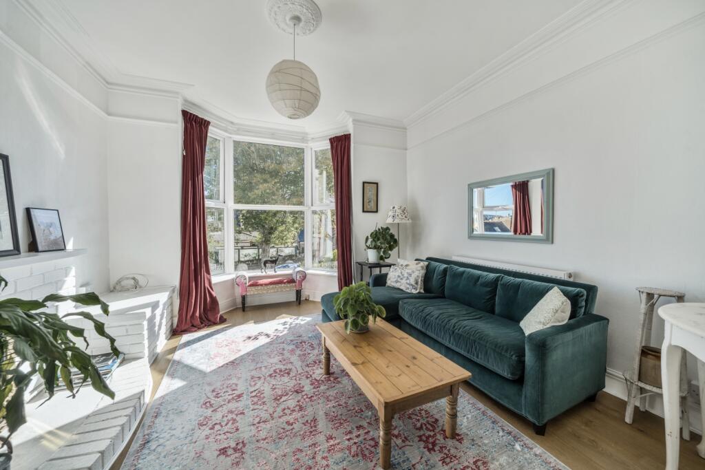 1357870-17-68d28a82c5196