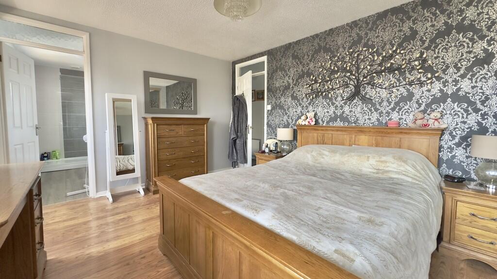 FullSizeRender (2...