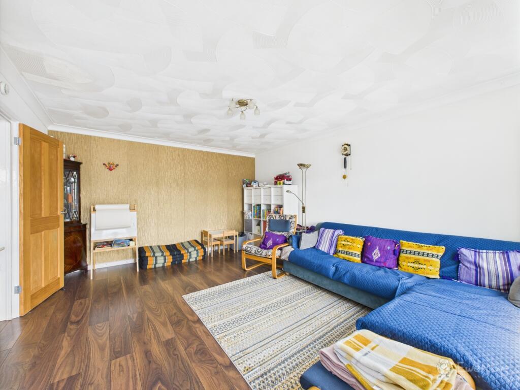 Living Room- Mark Stephens EweMove Newmarket and S