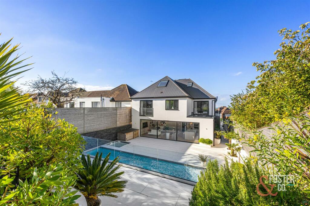 Shirley Drive, 105-027.jpg