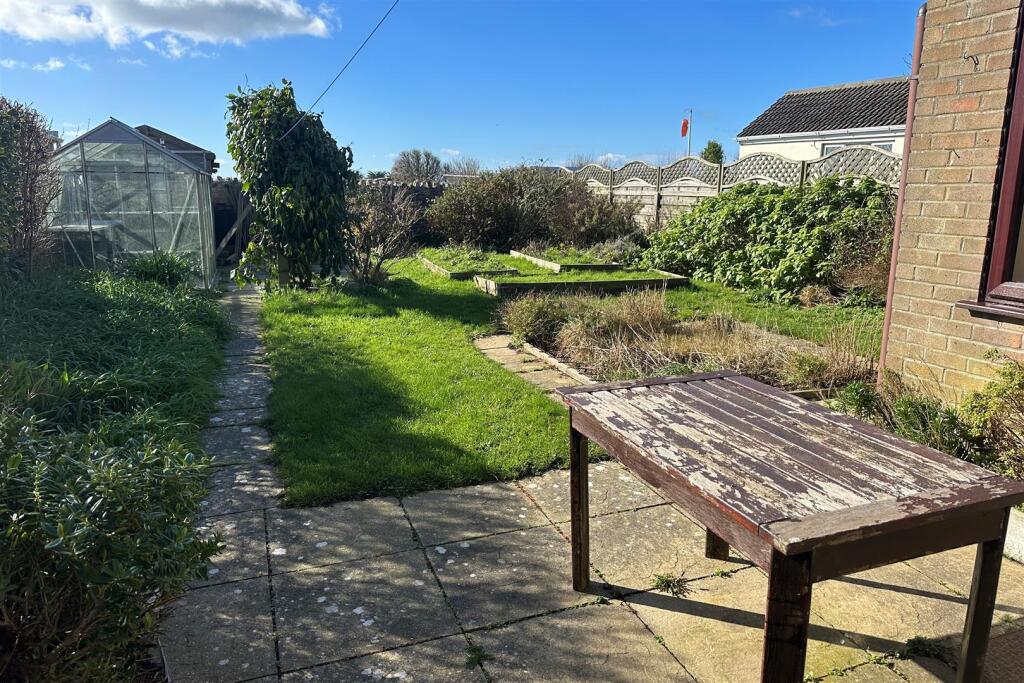 Garden 2.jpg