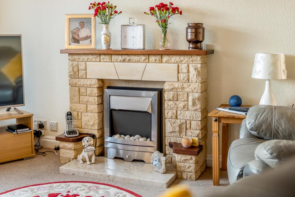 4 Walnut Road (Kirton)-16