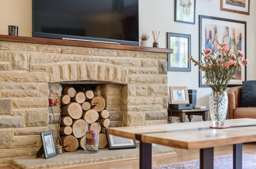 1301832-8-684047c...