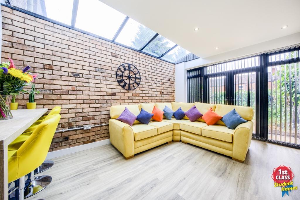 Living Room/ Kitchen