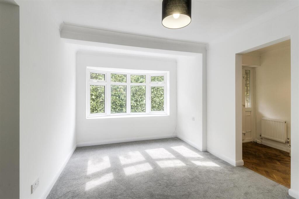 7 Church Close, Blackfordby