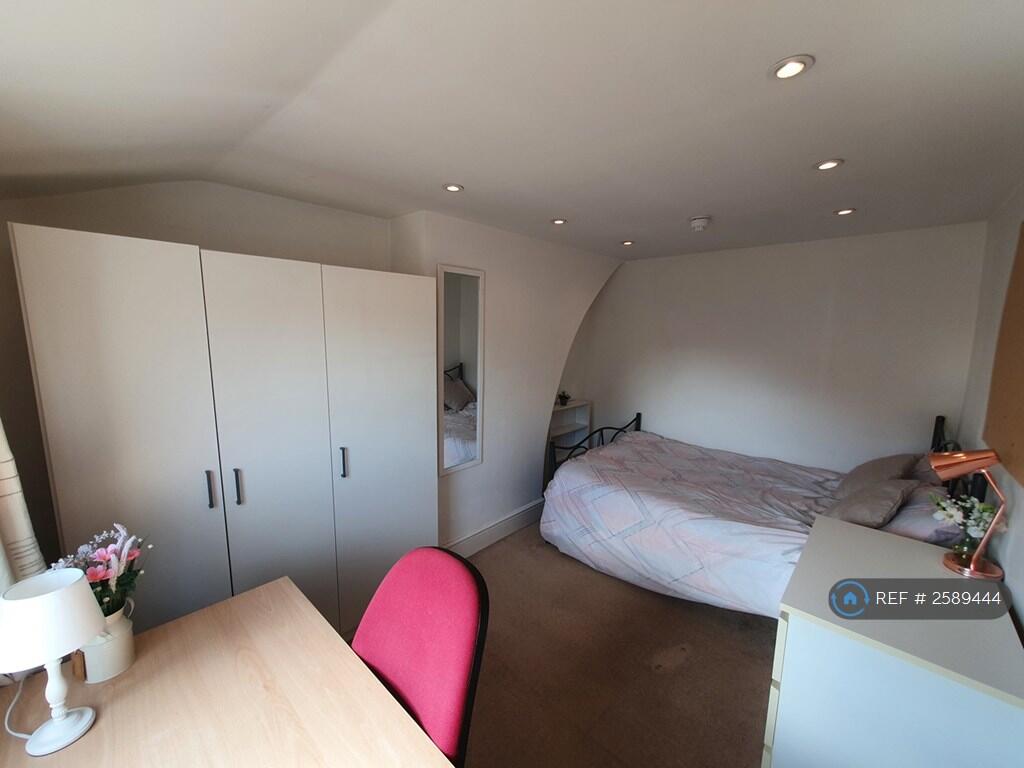 Available To Students  Carpet 2b Pale Grey