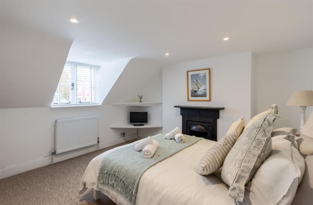 Bedroom 4